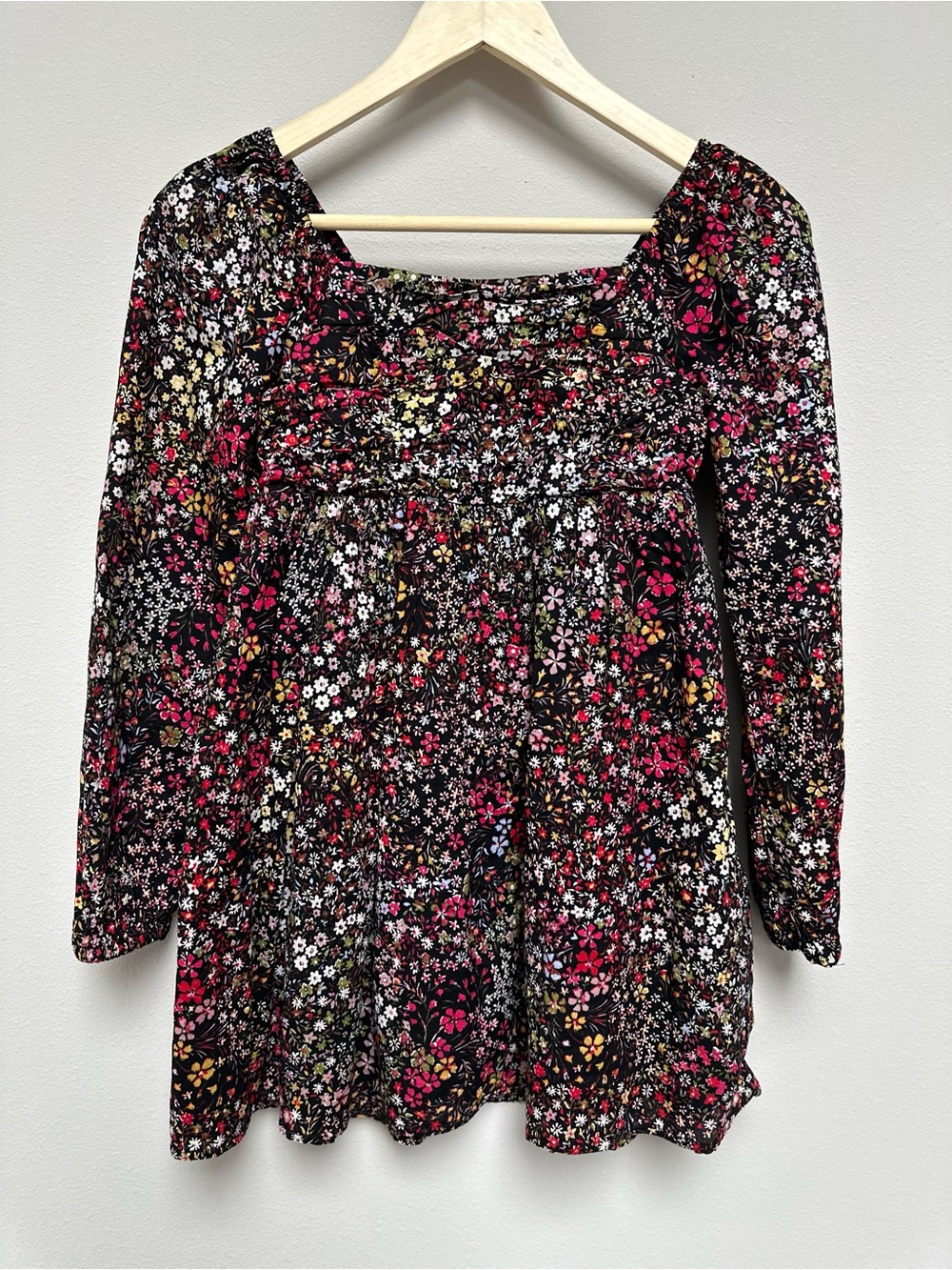 GAP Black Floral Smocked Casual Dress with Pink and Yellow Accents